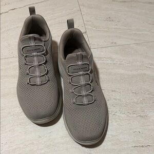 Skechers Men's memory foam Sneakers